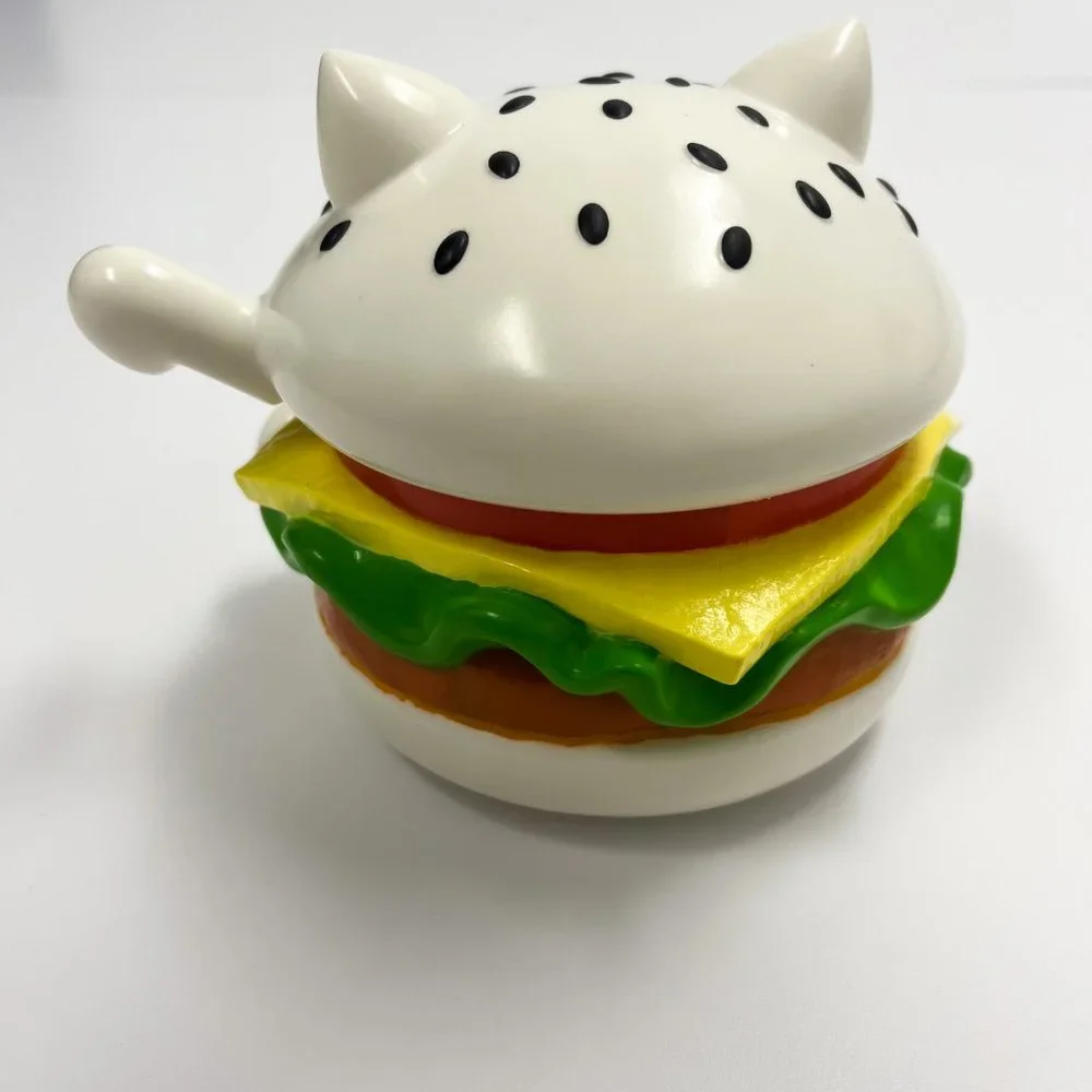 88rising x Vandy Lucky Cat Toy Figurines - Picture 2 of 3